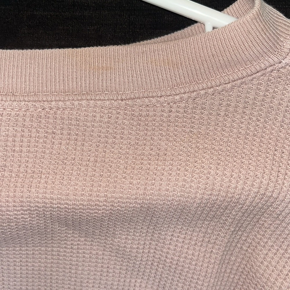 Brandy Melville long sleeve tee - Picture 8 of 9